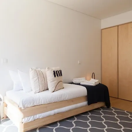 Flh Santos Family Spacious Flat 리스본