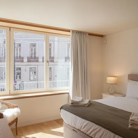 아파트 Flh Santos Family Spacious Flat 리스본